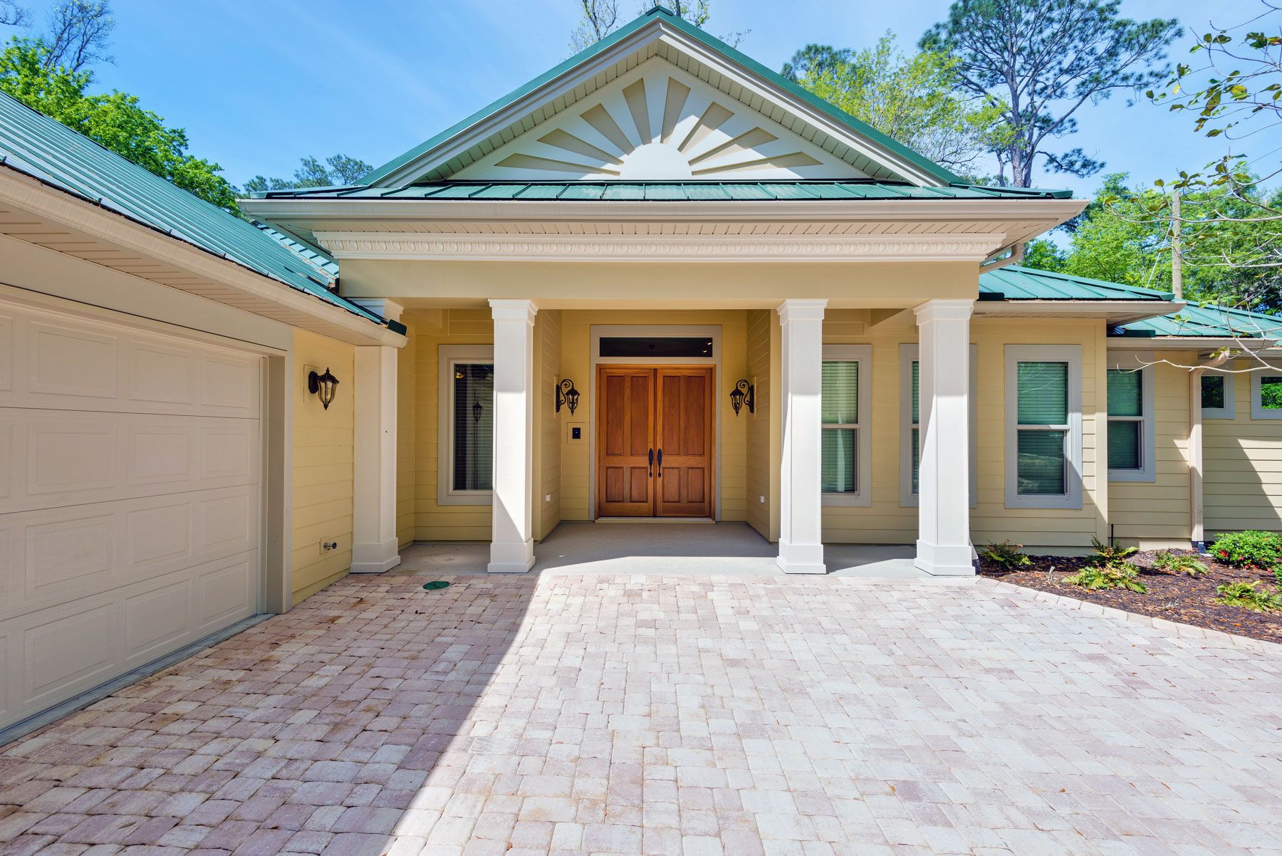 Bailey residence in Navarre by Acorn Fine Homes