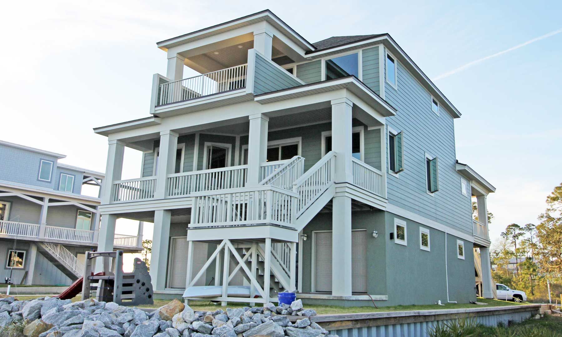 Simmons residence in Pensacola by Acorn Fine Homes