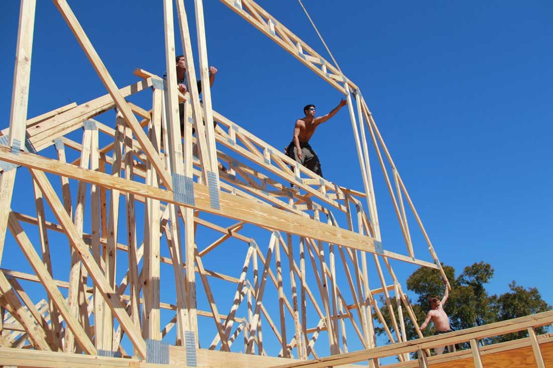 setting trusses on the Spear job in Pensacola